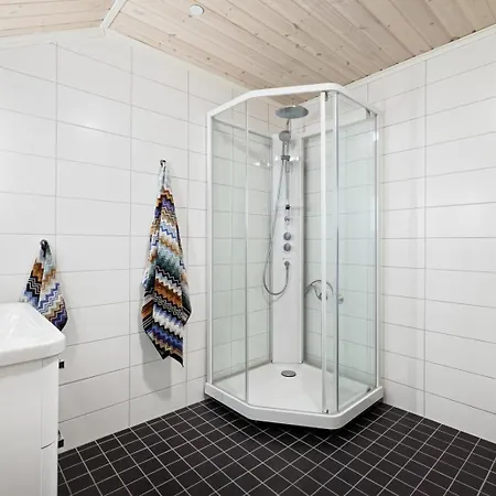 Fin Leilighet Naer Sjoen Holmestrand